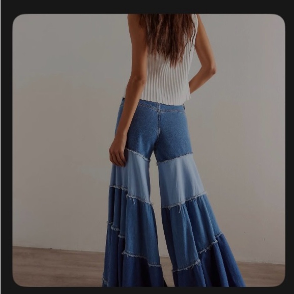 We The Free Two-Tone Blue Tiered Wide-Leg Jeans - Picture 4 of 5
